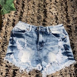 Shorts size: 3